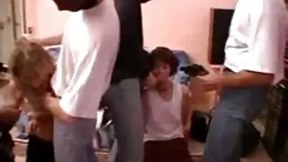 شوکیا سنہرے بالوں سوپر سکس روسی والی لڑکی ہو جاتا ہے چربی چھاتی cumshot کے بعد گہری حلق دھچکا کام