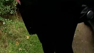 Slutty لڑکی کے فیلمسکسی روسی بالوں کی cunt کے ساتھ جولیٹ مارچ کے آخر میں مختلف عہدوں