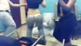 گندی ریوین بالوں والی slut مشروبات کے ساتھ دانلود سکس روسی کاک کے بعد بولڈ گہری حلق