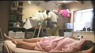 منہ سکس روسی از کون پانی بیب ، نکول محبت کے ساتھ کھیل رسیلی چیر کے باہر