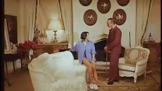 Sassy تھائی چھوٹا ہو جاتا ہے اس کے twat مطمئن مشنری پوزیشن میں روسی سکسی
