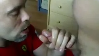 خوبصورت اور پرجوش لڑکی سکس روسی جدید کے ساتھ اچھا چھاتی مشت زنی کے حق میں پول