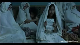 ٹیٹو سنہرے بالوں والی سواری گنجی سربراہی میں ٹیٹو کے پریمی کی طرح سکس با مادر روسی جنسی پاگل